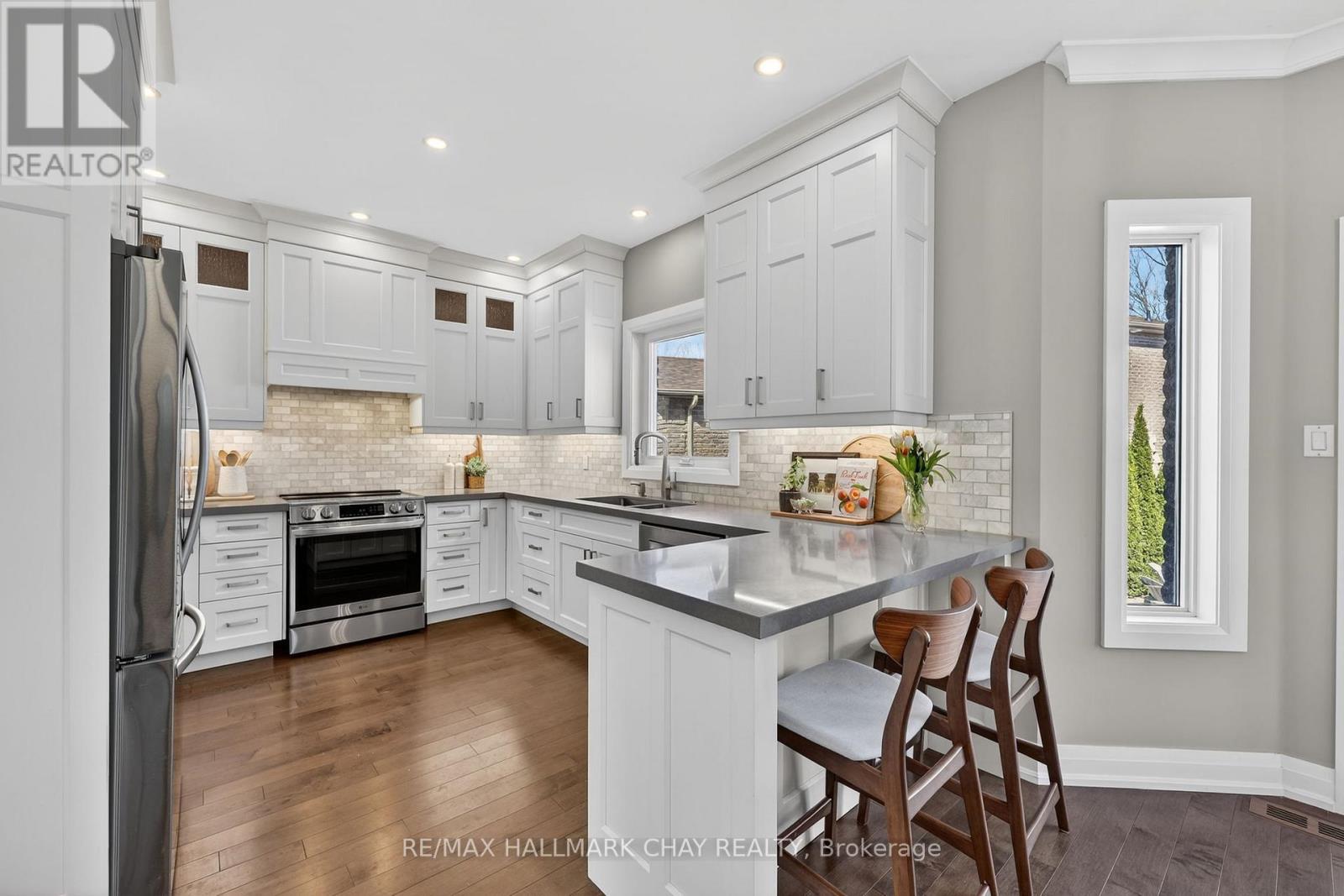 21 Tascona Court, Barrie, Ontario  L4M 0C5 - Photo 12 - S12972786