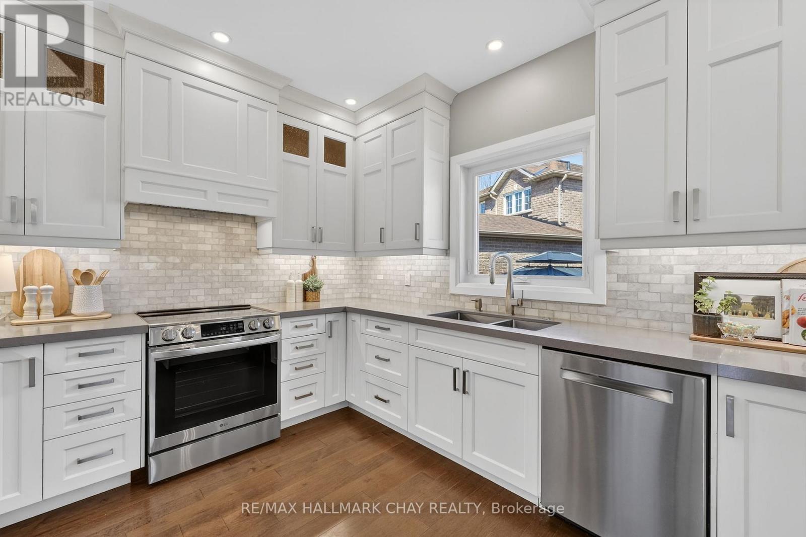 21 Tascona Court, Barrie, Ontario  L4M 0C5 - Photo 13 - S12972786