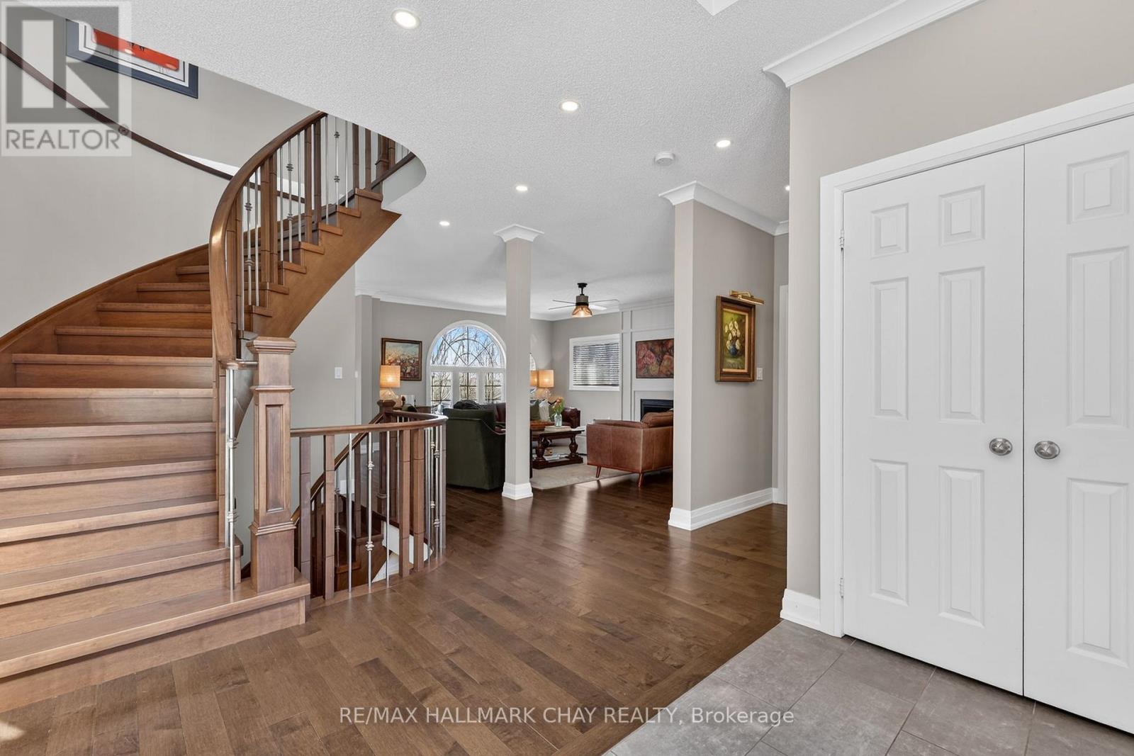 21 Tascona Court, Barrie, Ontario  L4M 0C5 - Photo 6 - S12972786