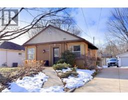 166 HADDON Avenue S, Hamilton, Ontario