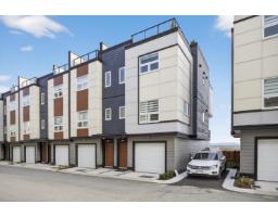 <div class="price">$699,900</div> 58 7381 Preston Boulevard, Mission<br><div style="margin-bottom:8px;"><small>RE/MAX Magnolia</small></div><div class='bed_bath'>3 Bed | 3 Bath</div>