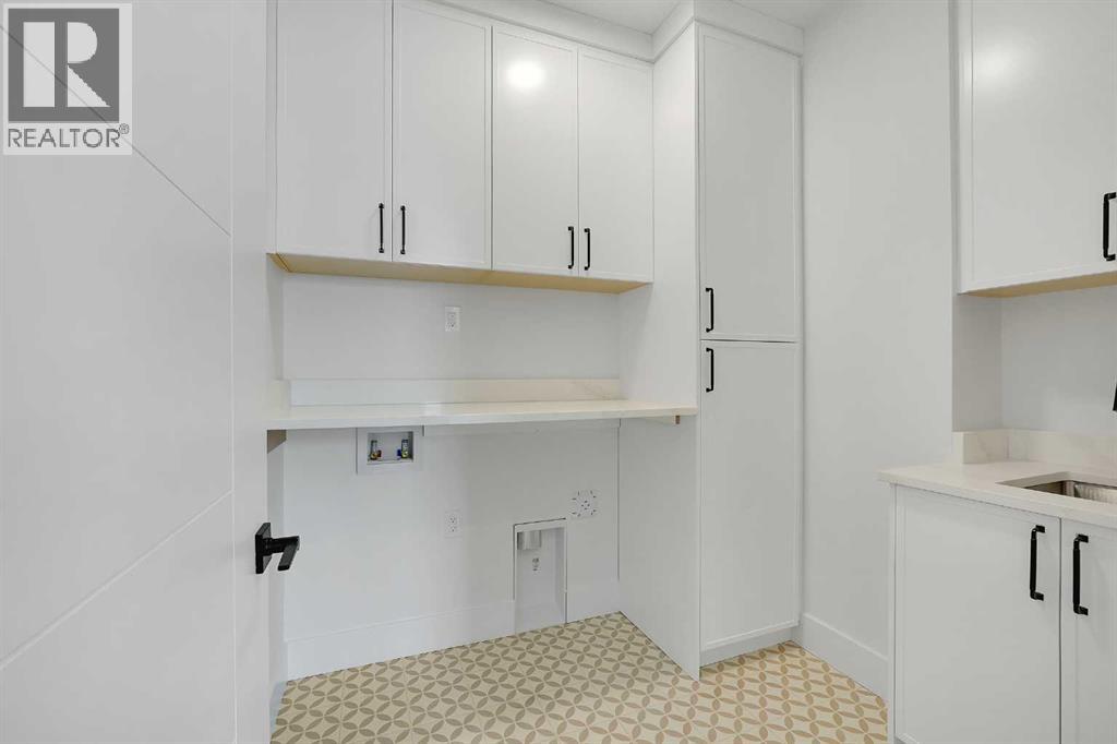 2411 25 Avenue Nw, Calgary, Alberta  T2M 2C6 - Photo 40 - A2287275