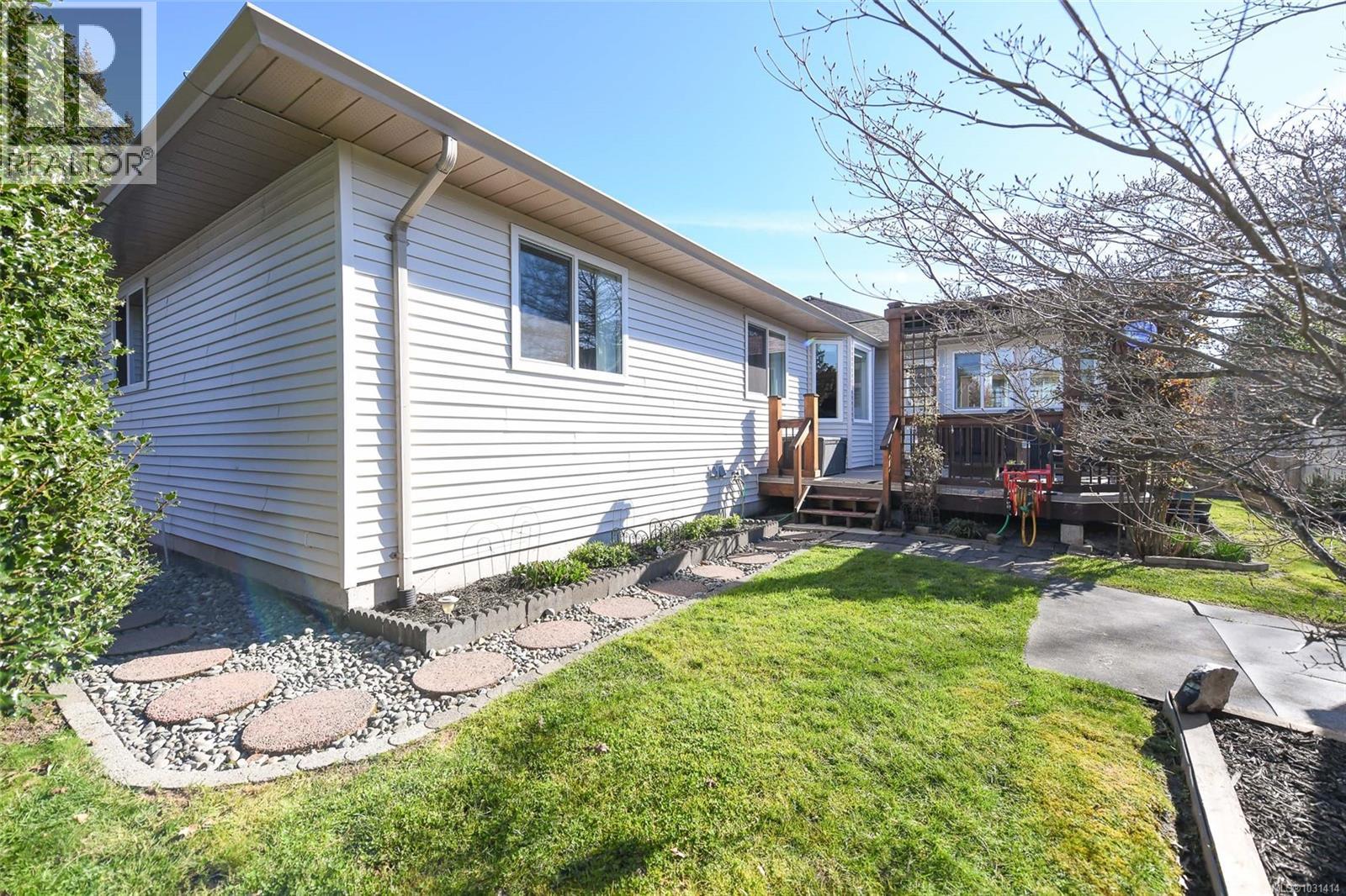 2175 Bolt Ave, Comox, British Columbia  V9M 2G2 - Photo 51 - 1031414