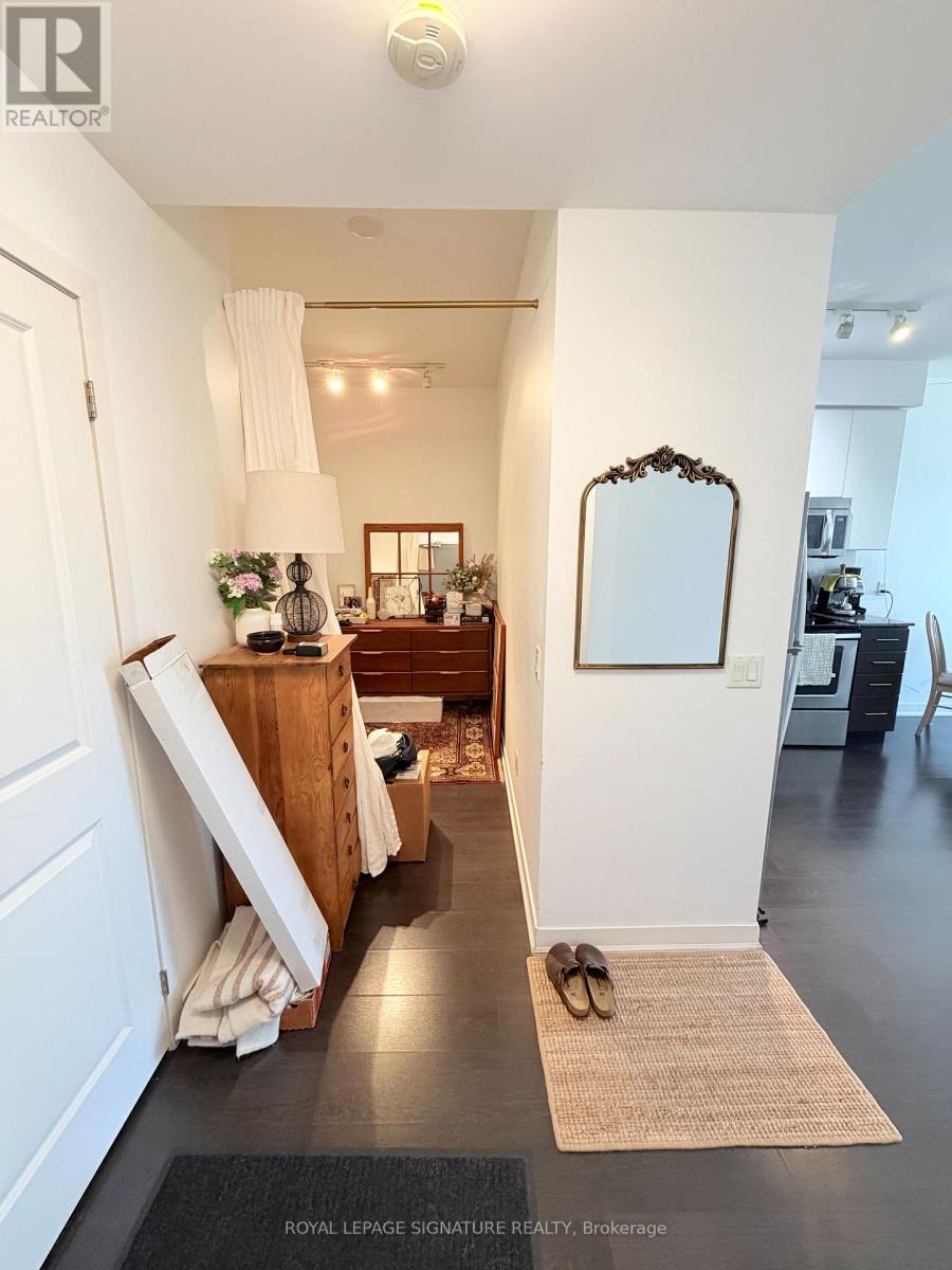 215 - 8 Fieldway Road, Toronto, Ontario  M8Z 0C3 - Photo 3 - W12972750