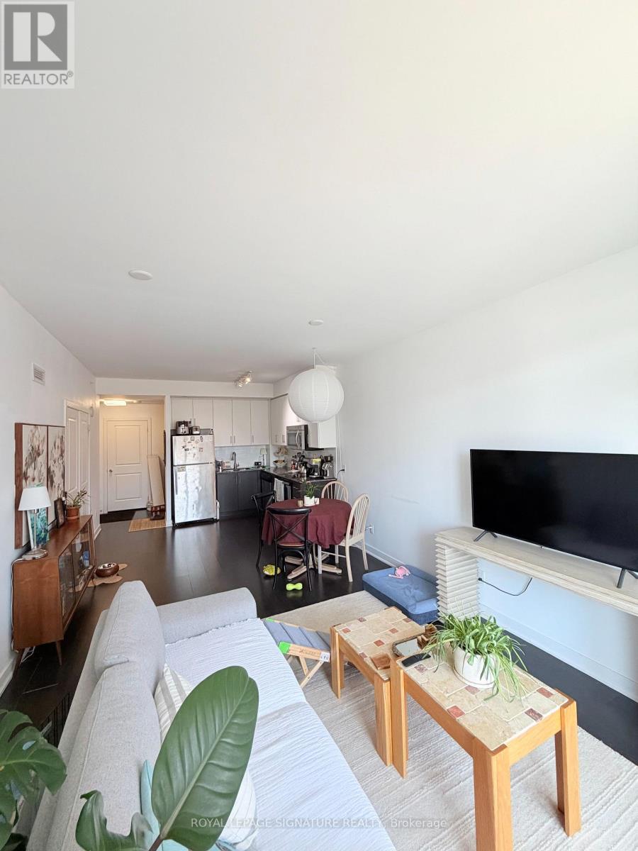 215 - 8 Fieldway Road, Toronto, Ontario  M8Z 0C3 - Photo 9 - W12972750