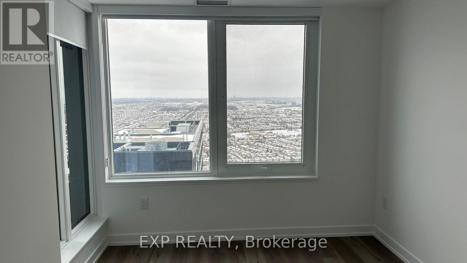 4212 - 395 Square One Drive, Mississauga, Ontario  L5B 0P6 - Photo 15 - W12972754