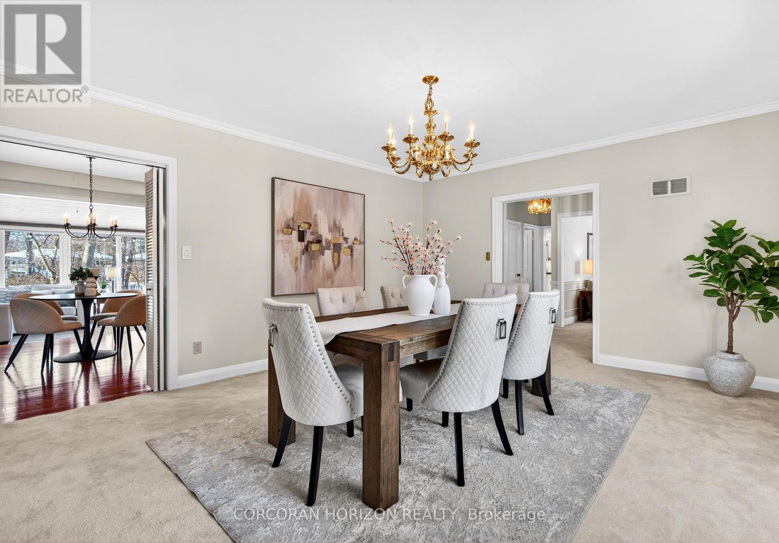 1735 Sunningdale Bend, Mississauga, Ontario  L5J 1G1 - Photo 10 - W12972798