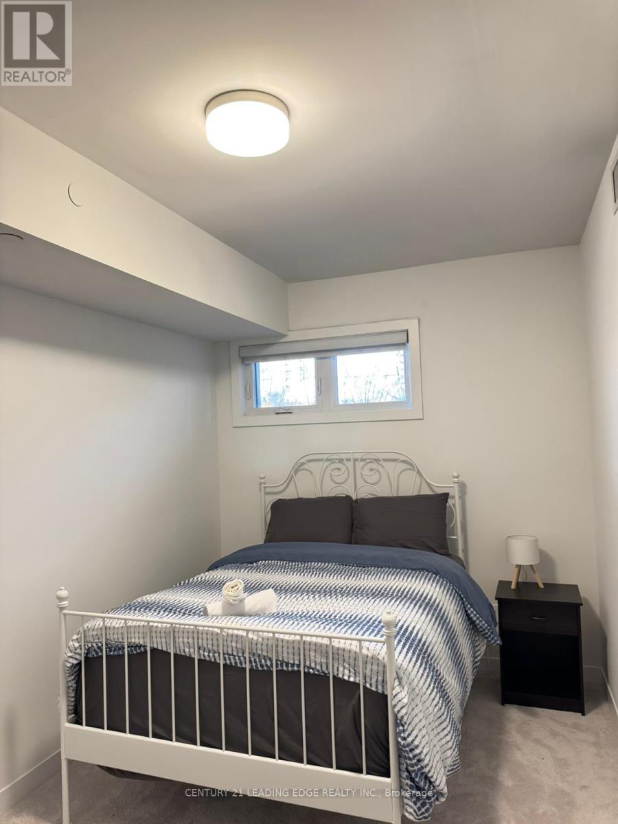 1 - 4015 Hickory Drive, Mississauga, Ontario  L4Y 3V8 - Photo 16 - W12972838