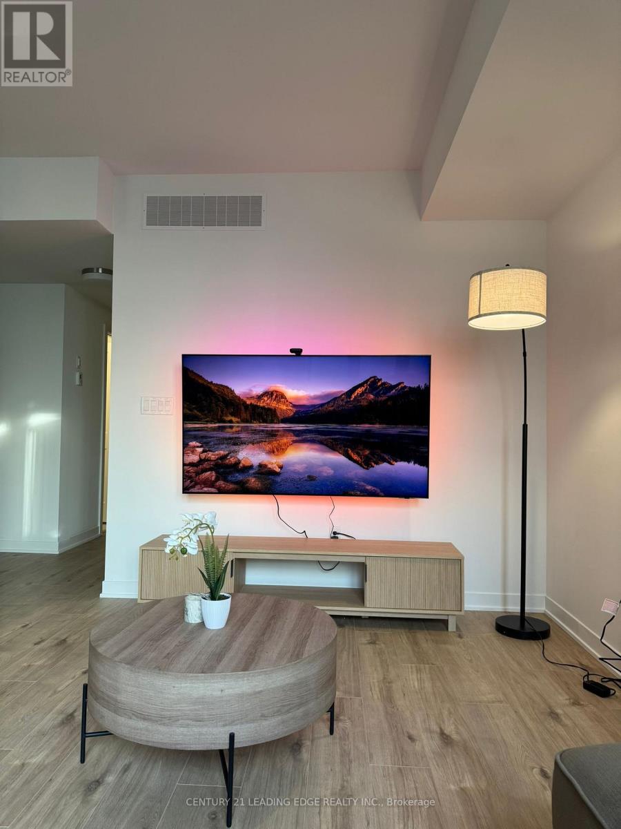 1 - 4015 Hickory Drive, Mississauga, Ontario  L4Y 3V8 - Photo 3 - W12972838