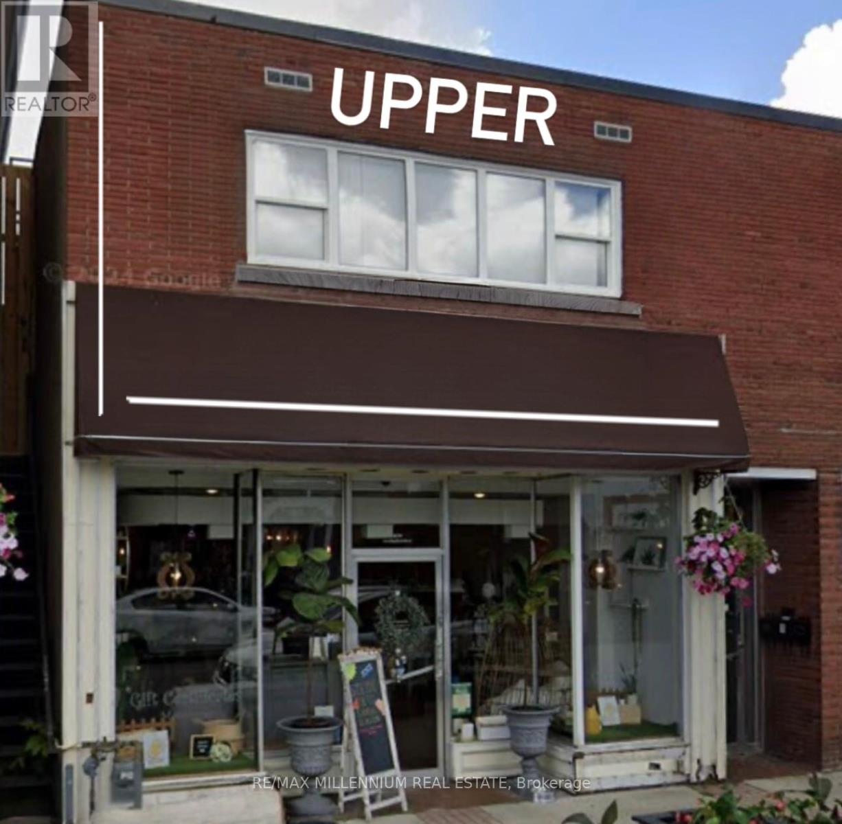 Upper #2 - 224 Queen Street S, Mississauga, Ontario  L5M 1L5 - Photo 2 - W12972854