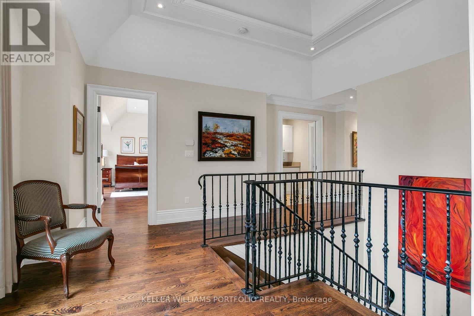 92 Pinetree Way, Mississauga, Ontario  L5G 2R1 - Photo 19 - W12972874