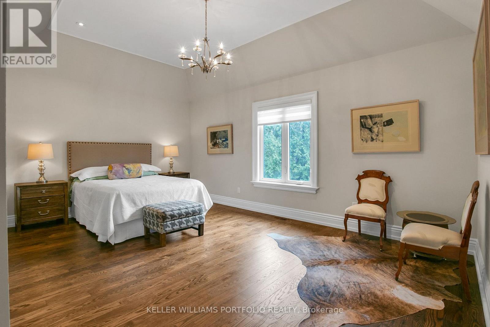 92 Pinetree Way, Mississauga, Ontario  L5G 2R1 - Photo 29 - W12972874