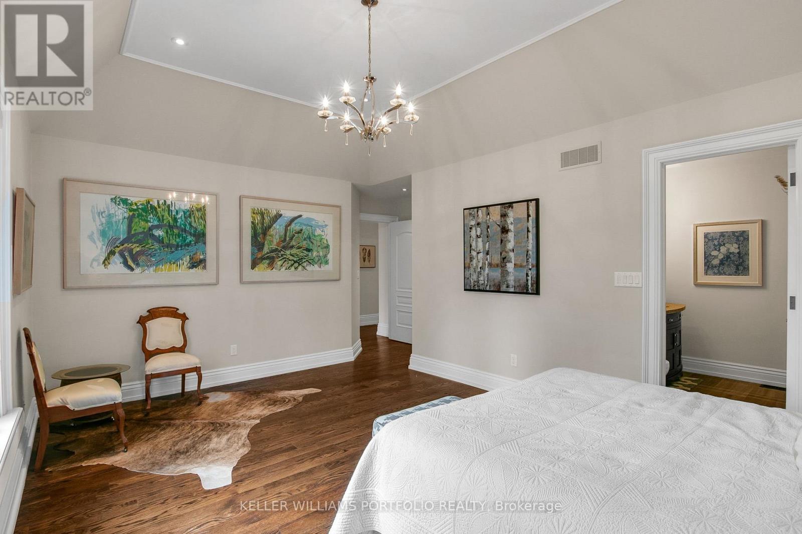 92 Pinetree Way, Mississauga, Ontario  L5G 2R1 - Photo 30 - W12972874