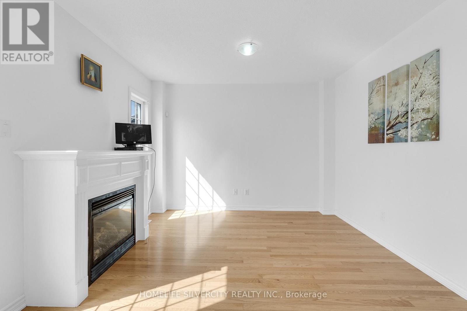 93 Education Road, Brampton, Ontario  L6P 3W3 - Photo 7 - W12972892