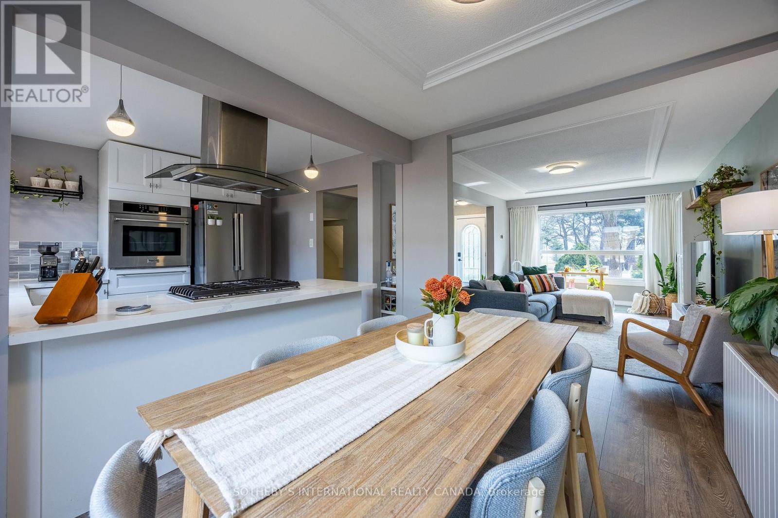 113 - 5475 Lakeshore Road, Burlington, Ontario  L7L 1E1 - Photo 5 - W12972900