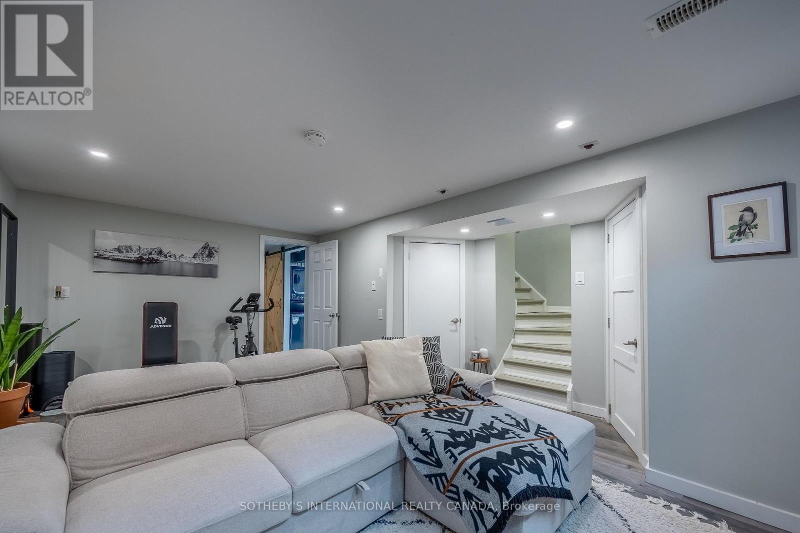 113 - 5475 Lakeshore Road, Burlington, Ontario  L7L 1E1 - Photo 8 - W12972900