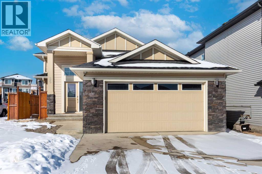 35 Sherview Grove NW, Calgary, Alberta  T3R 0Y4 - Photo 1 - A2298398