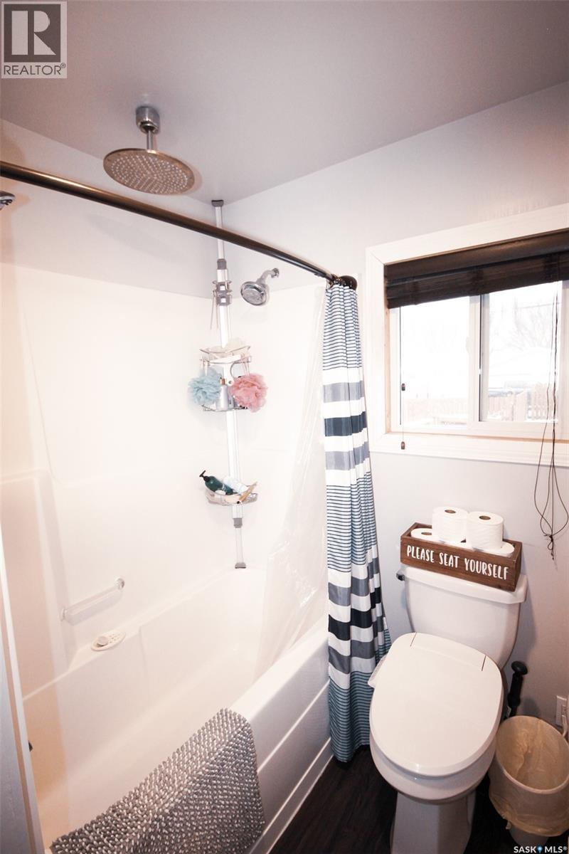 851 2nd Street E, Shaunavon, Saskatchewan  S0N 2M0 - Photo 20 - SK032391