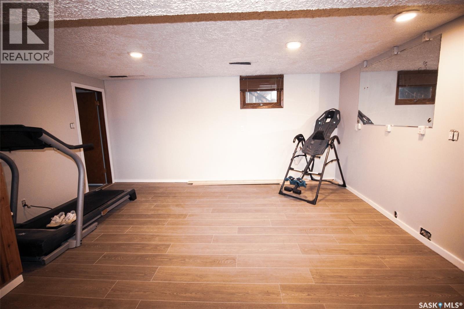 851 2nd Street E, Shaunavon, Saskatchewan  S0N 2M0 - Photo 25 - SK032391