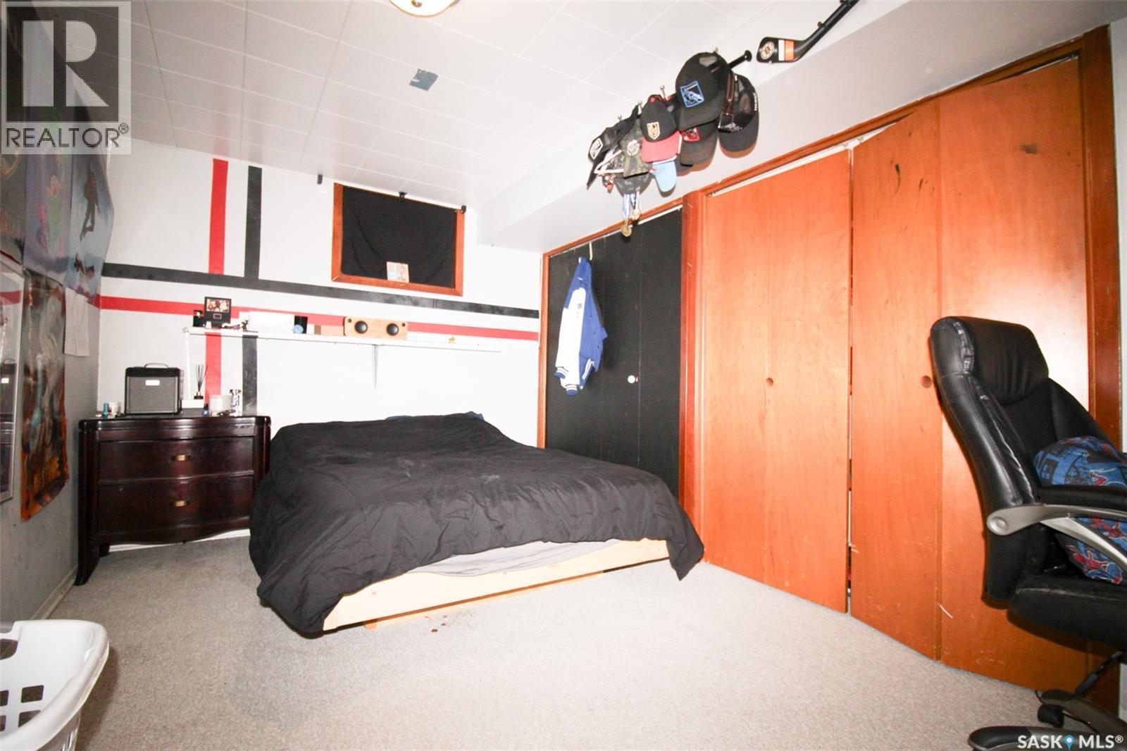 851 2nd Street E, Shaunavon, Saskatchewan  S0N 2M0 - Photo 29 - SK032391