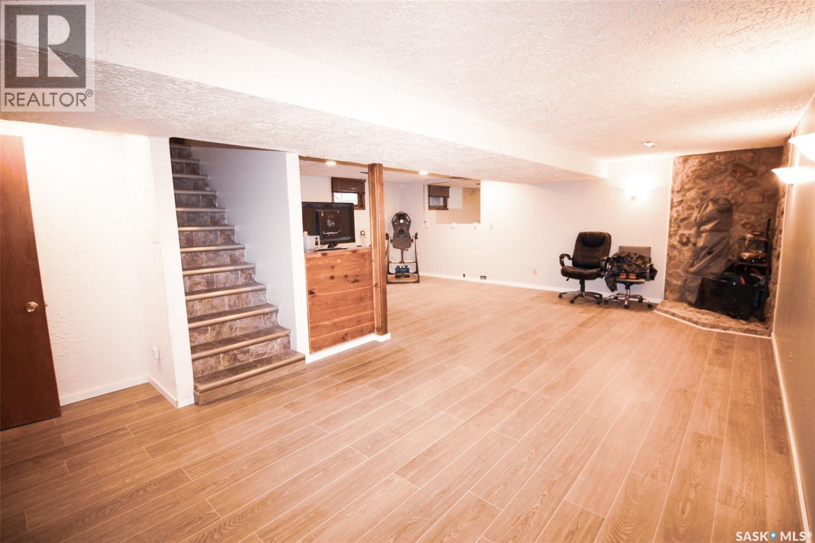 851 2nd Street E, Shaunavon, Saskatchewan  S0N 2M0 - Photo 32 - SK032391