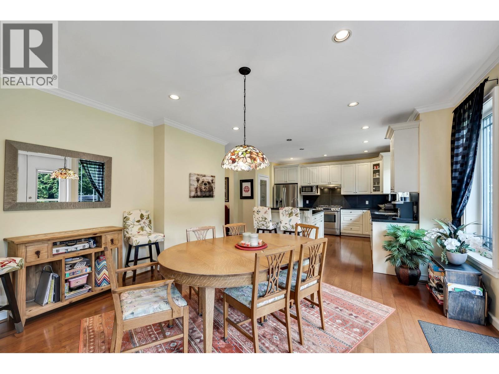 1012 Condor Place, Squamish, British Columbia  V8B 0P4 - Photo 6 - R3108116