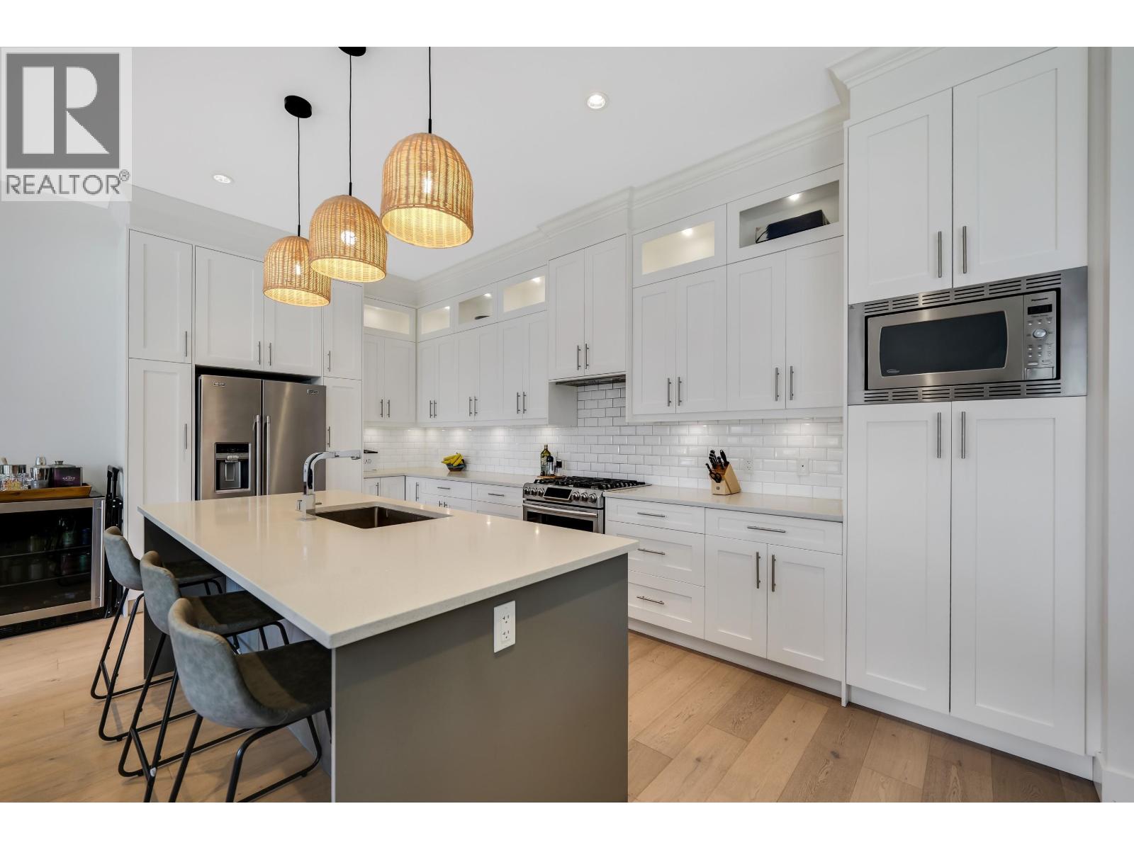 39226 Falcon Crescent, Squamish, British Columbia  V8B 0V8 - Photo 4 - R3107889