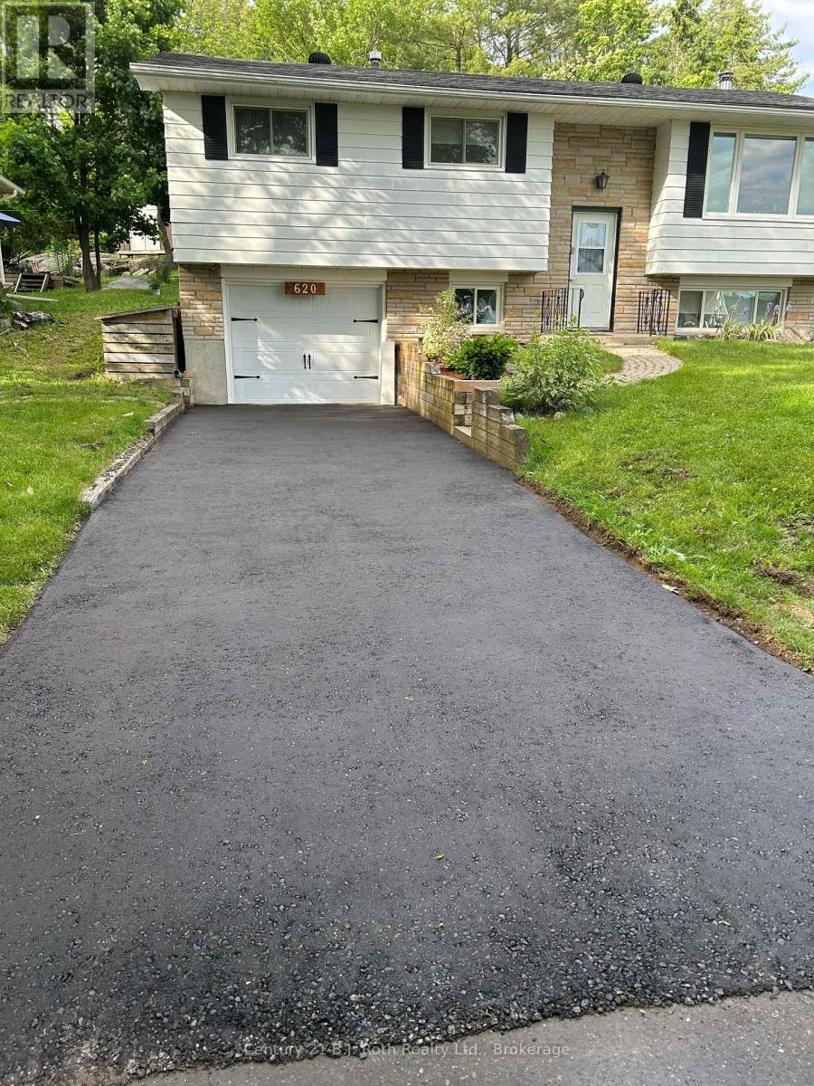 620 Pinedale Road, Gravenhurst, Ontario  P1P 1L5 - Photo 37 - X12971920