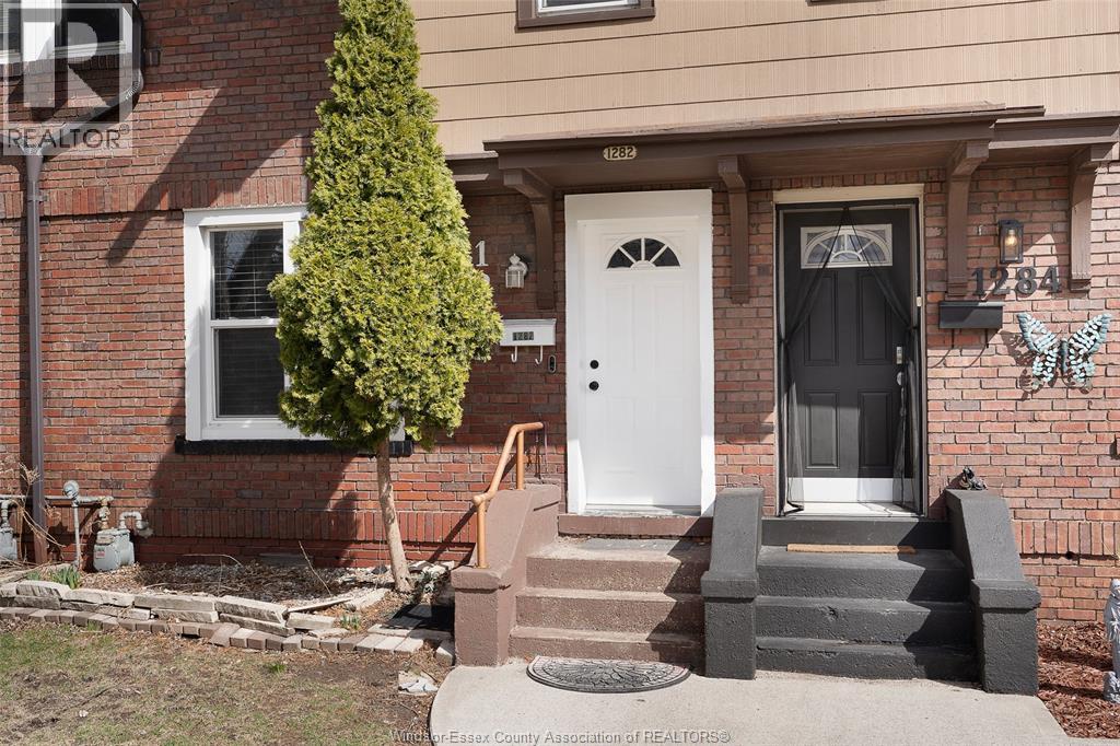 1282 Monmouth, Windsor, Ontario  N8Y 3M1 - Photo 4 - 26007520