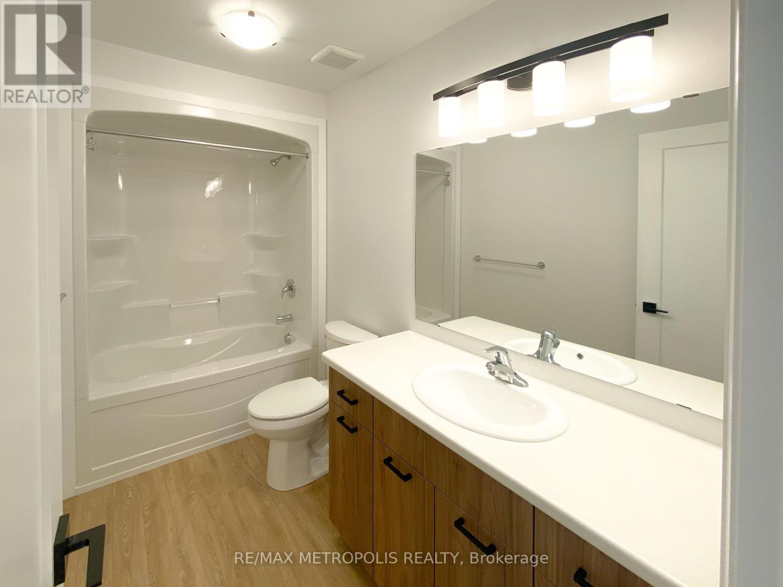 35 Evylean Court, St. Thomas, Ontario  N5R 0P6 - Photo 19 - X12972780