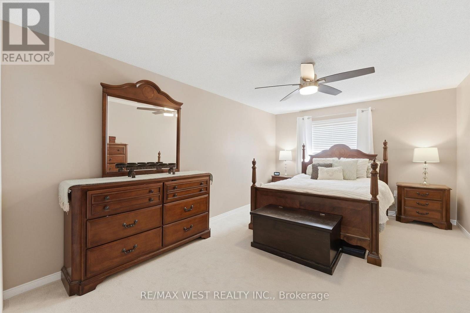 287 Mcmeeken Drive, Cambridge, Ontario  N3C 4N7 - Photo 5 - X12972826