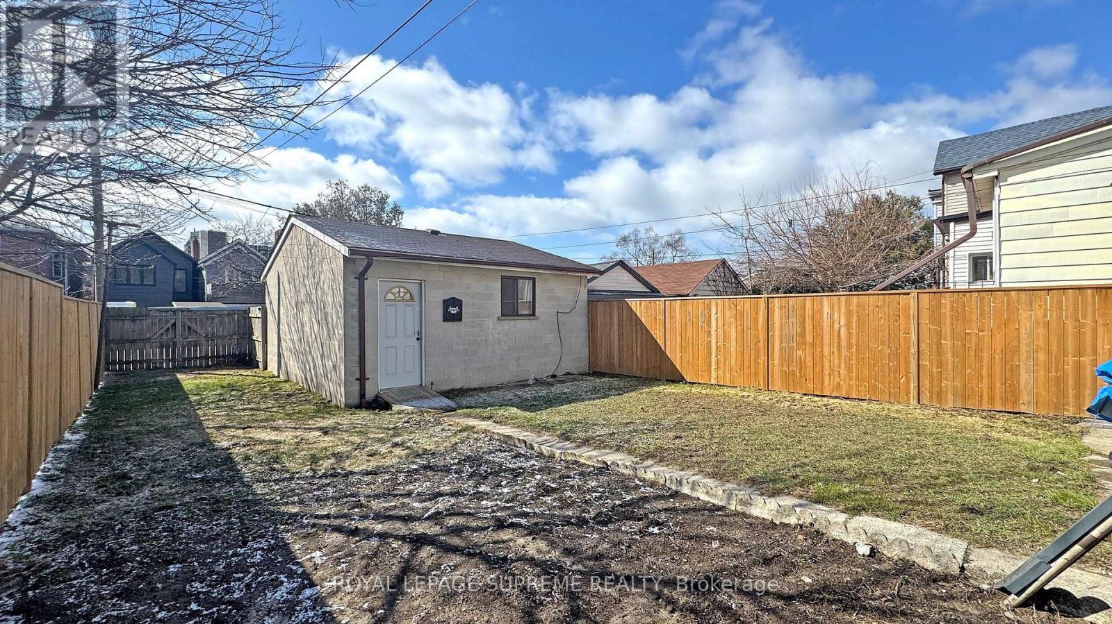 31 Shirley Street, Toronto, Ontario  M6K 1S8 - Photo 37 - C12972256