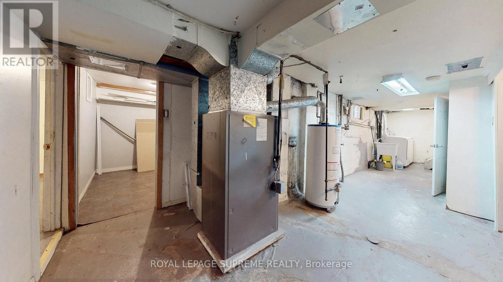 31 Shirley Street, Toronto, Ontario  M6K 1S8 - Photo 32 - C12972256