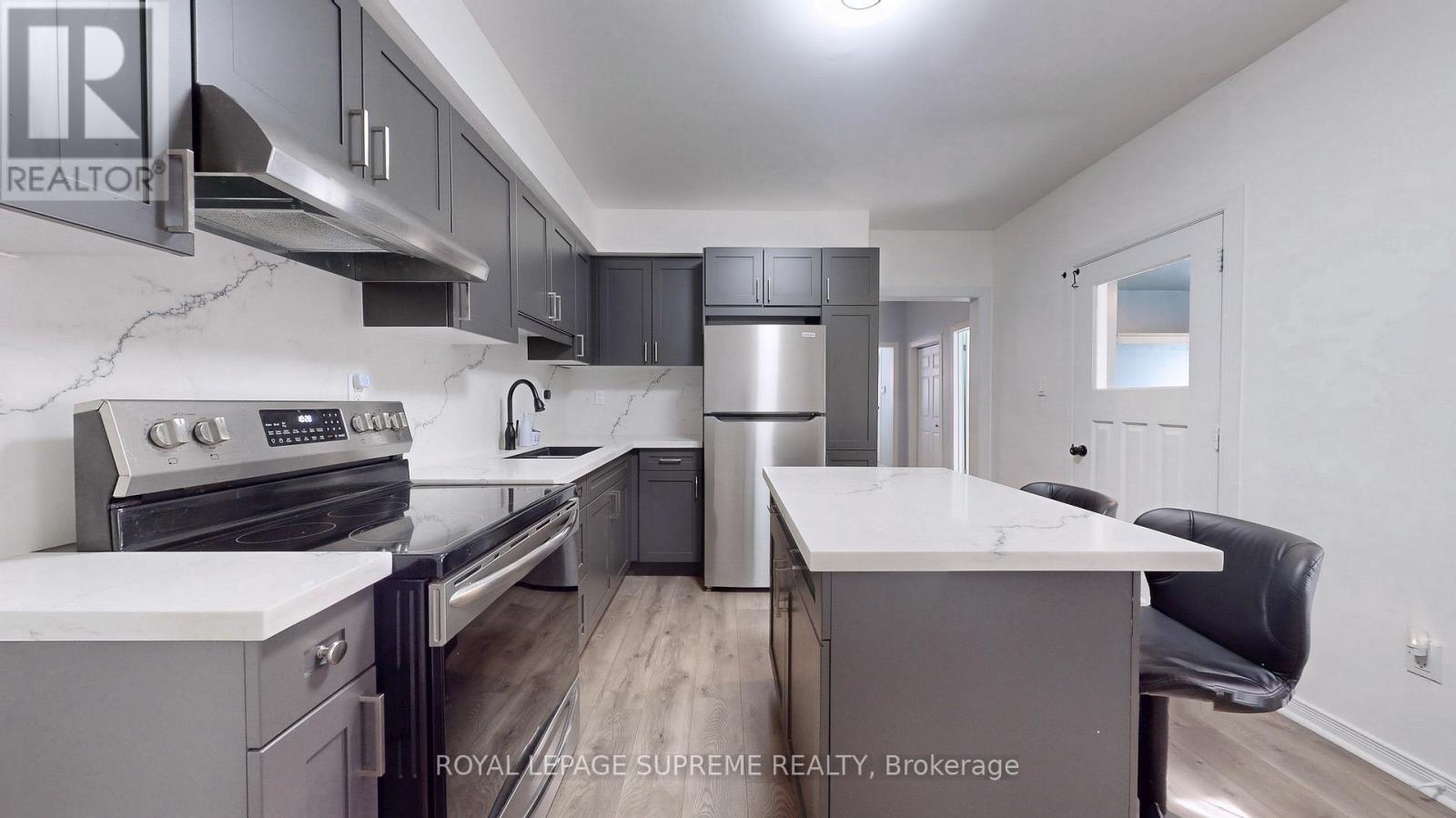 31 Shirley Street, Toronto, Ontario  M6K 1S8 - Photo 9 - C12972256