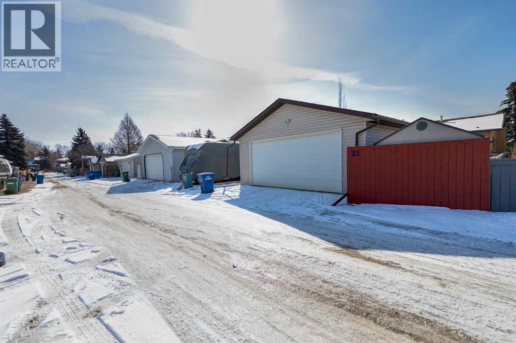 21 Mountain Circle SE, Airdrie, Alberta  T4A 1X8 - Photo 40 - A2299433