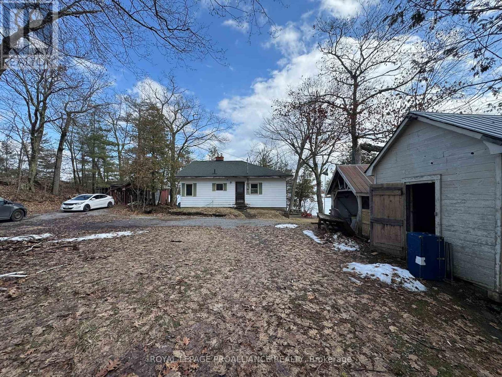 71 Fire 15 Route, North Kawartha, Ontario  K0L 3E0 - Photo 38 - X12966162