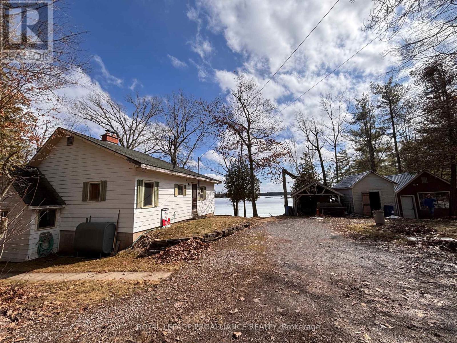 71 Fire 15 Route, North Kawartha, Ontario  K0L 3E0 - Photo 39 - X12966162