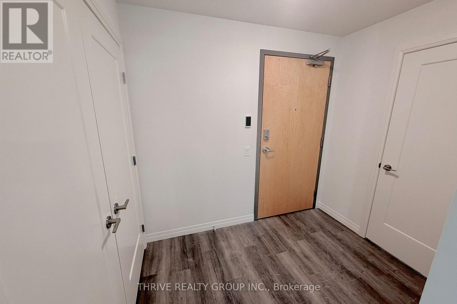 207 - 373 Hill Street, London East, Ontario  N6B 1E3 - Photo 2 - X12736536