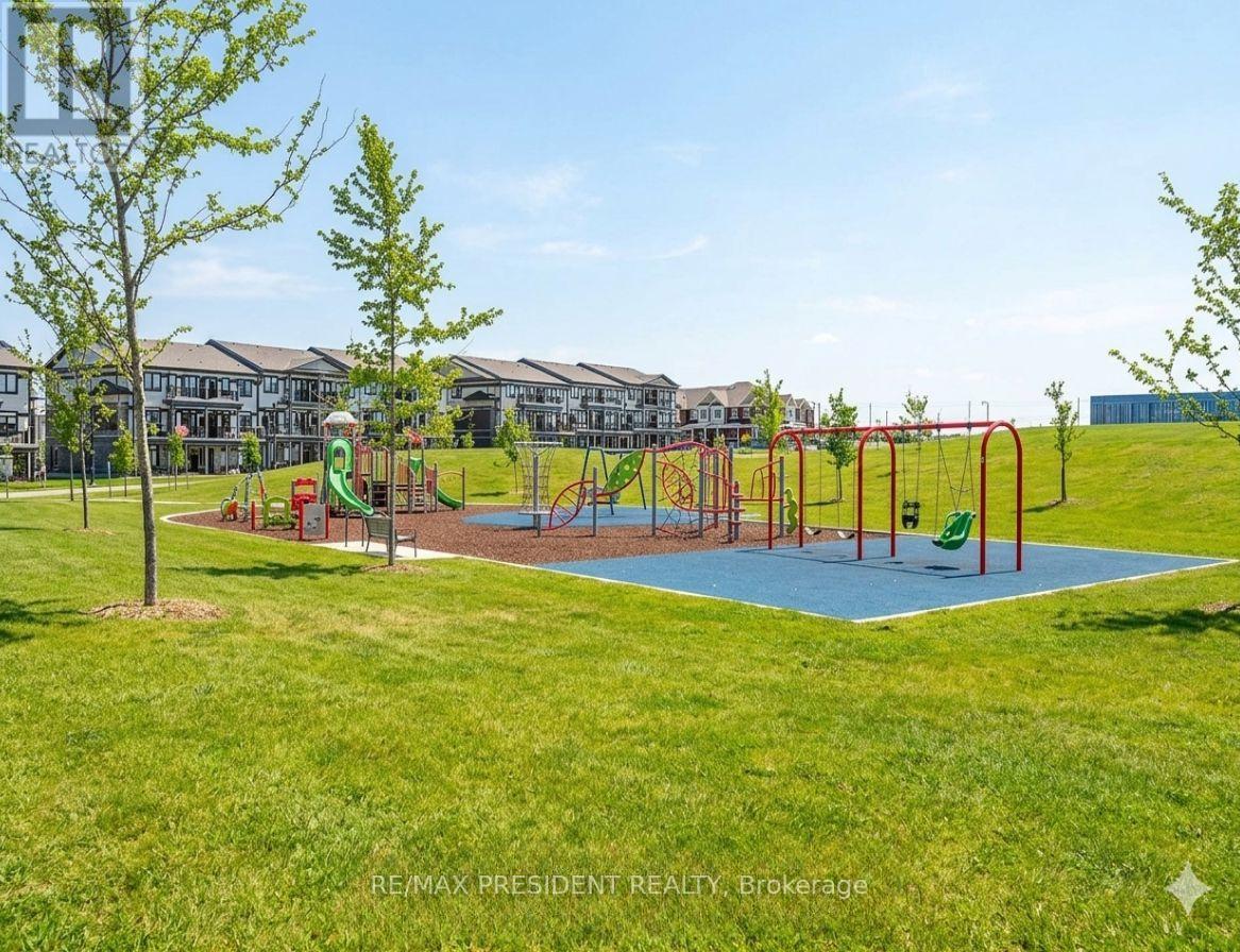 552 Florencedale Crescent, Kitchener, Ontario  N2R 0N3 - Photo 48 - X12971092