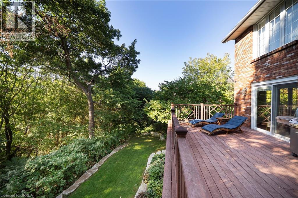 23 Scarfe Gardens, Brantford, Ontario  N3T 6B2 - Photo 18 - 40816227