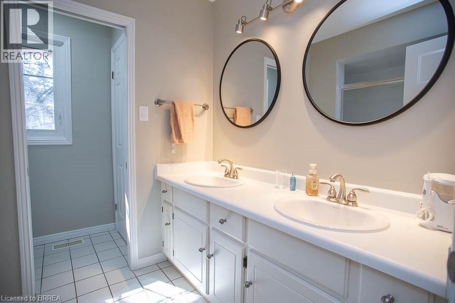 23 Scarfe Gardens, Brantford, Ontario  N3T 6B2 - Photo 33 - 40816227