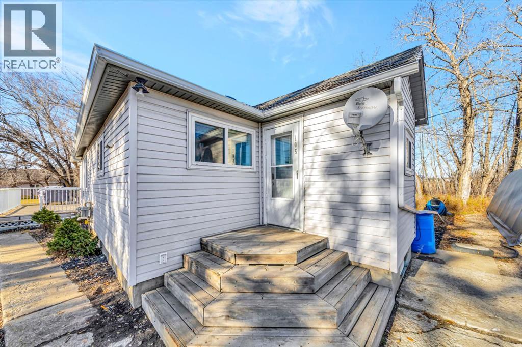 105 1st Ave West, Waseca, Saskatchewan  S0M 3A0 - Photo 3 - A2271284