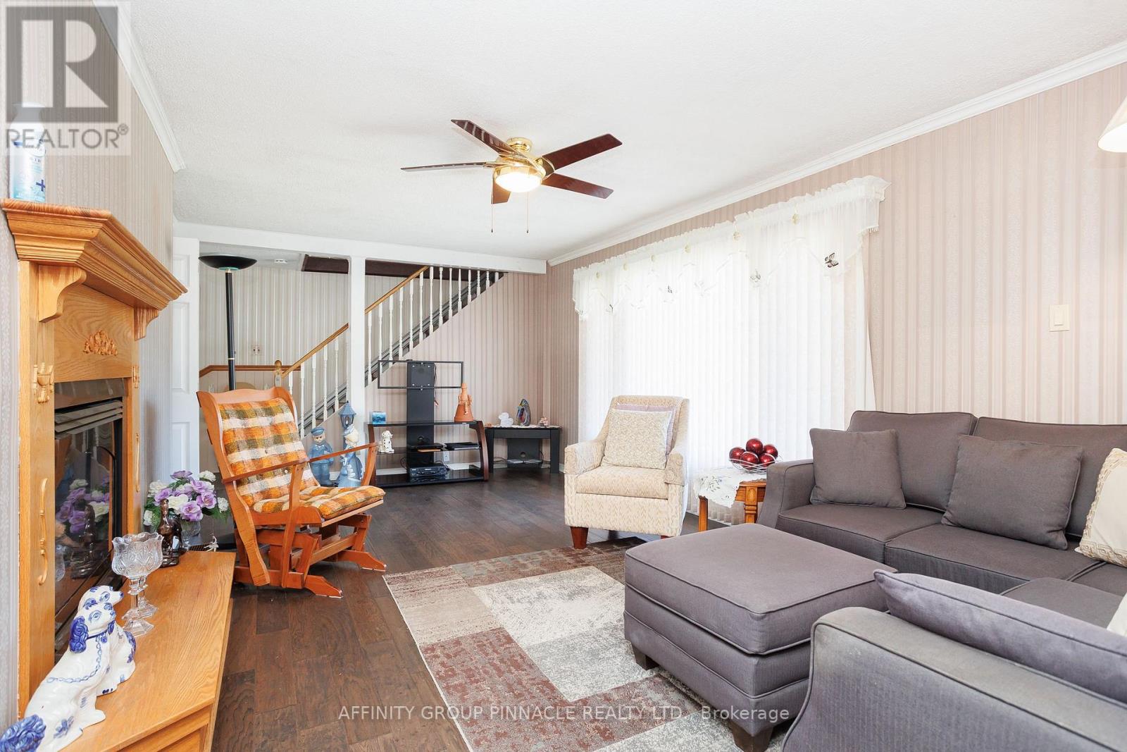 272 Crosby Drive, Kawartha Lakes, Ontario  K0M 1A0 - Photo 4 - X12972918