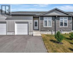 16 DAYTON COURT, Prince Edward County, Ontario