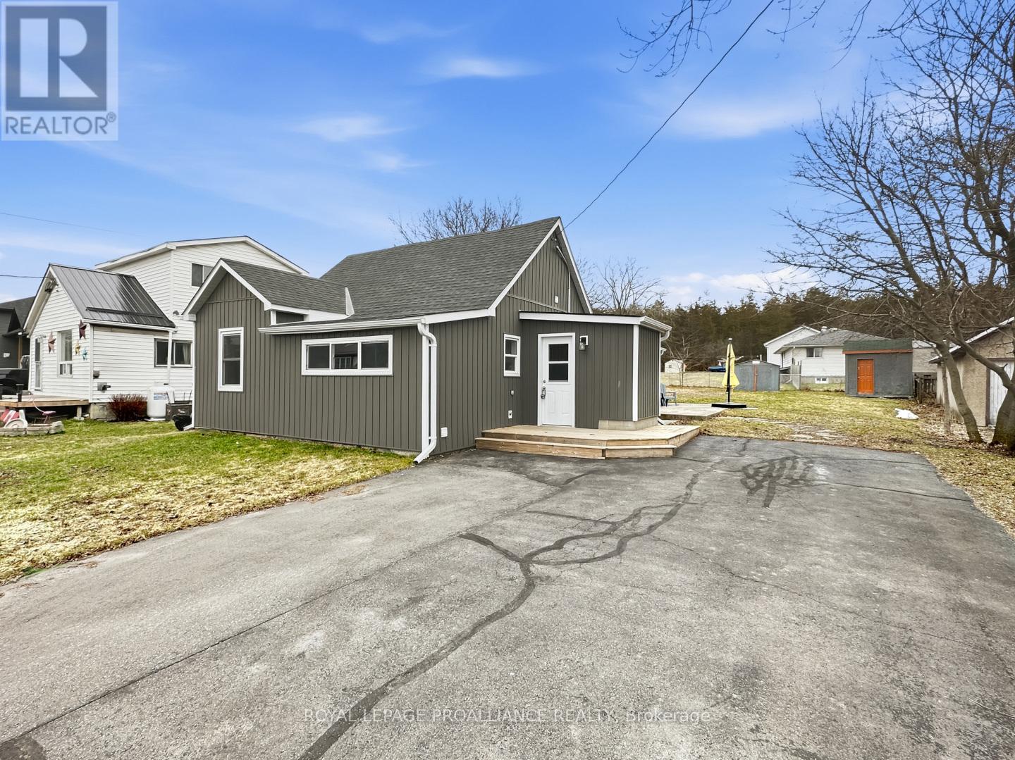 91 LYWOOD STREET, Belleville, Ontario