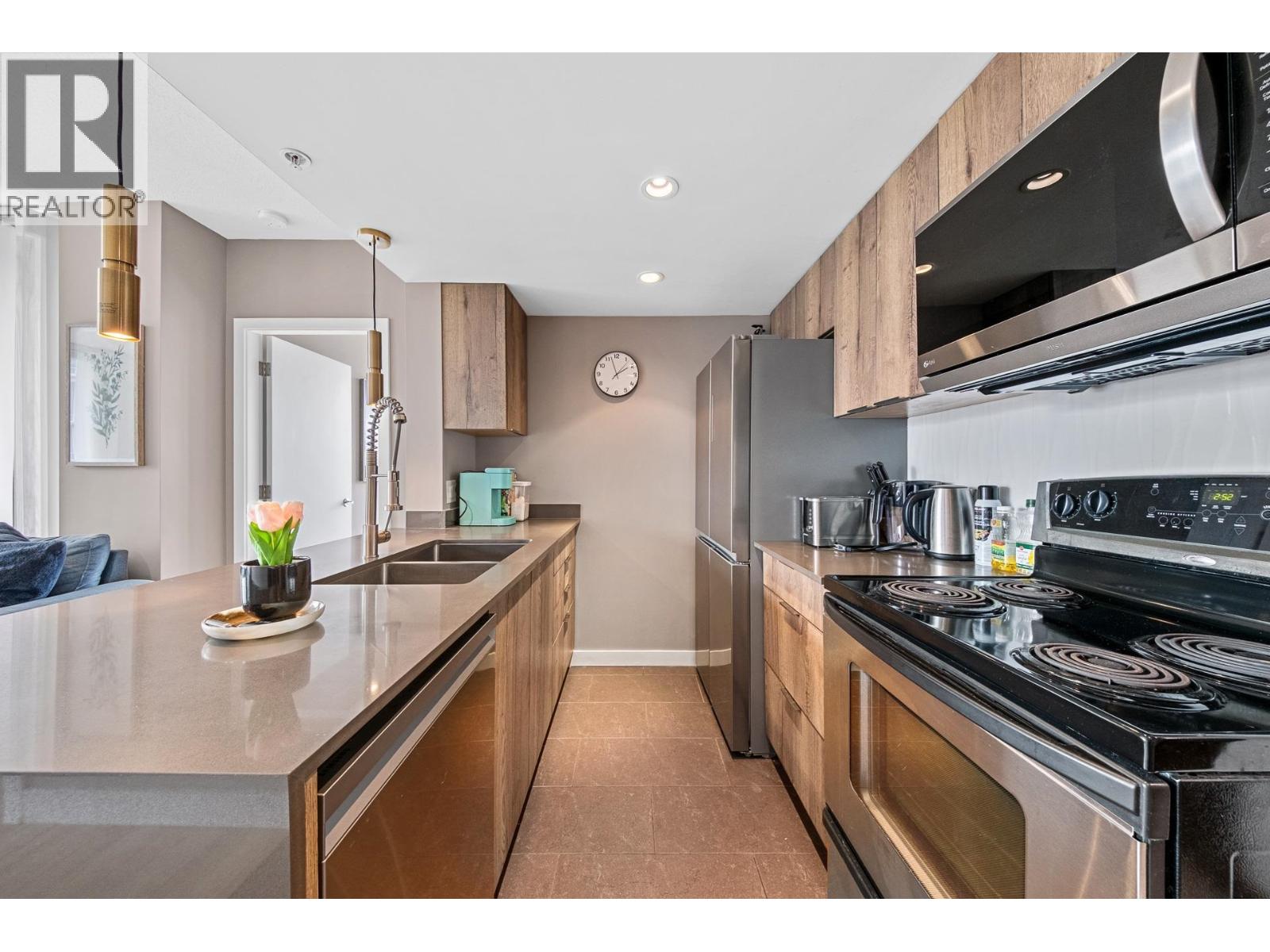 3207 688 Abbott Street, Vancouver, British Columbia  V6B 0B9 - Photo 8 - R3108486