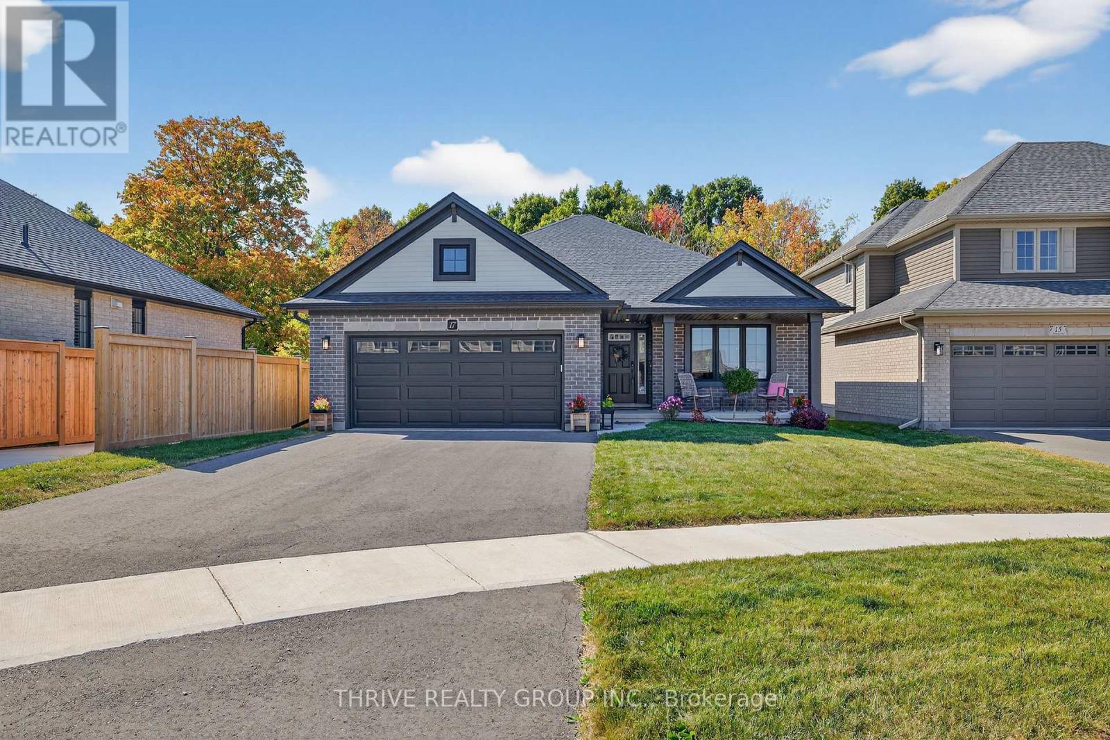 17 Dunning Way, St. Thomas, Ontario  N5R 0P7 - Photo 2 - X12973070