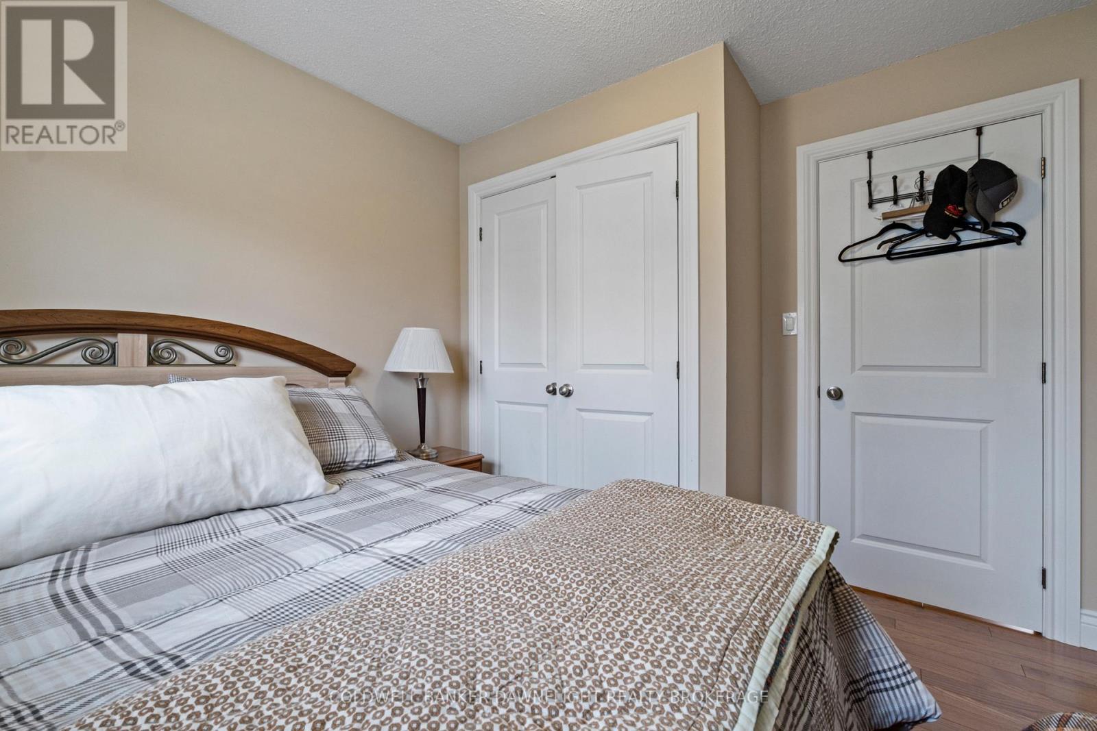 33960 Queen Street, Bluewater, Ontario  N0M 2T0 - Photo 16 - X12973092