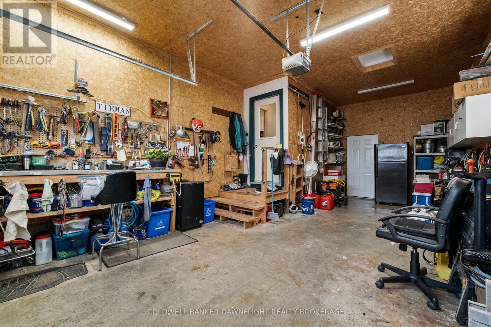 33960 Queen Street, Bluewater, Ontario  N0M 2T0 - Photo 35 - X12973092