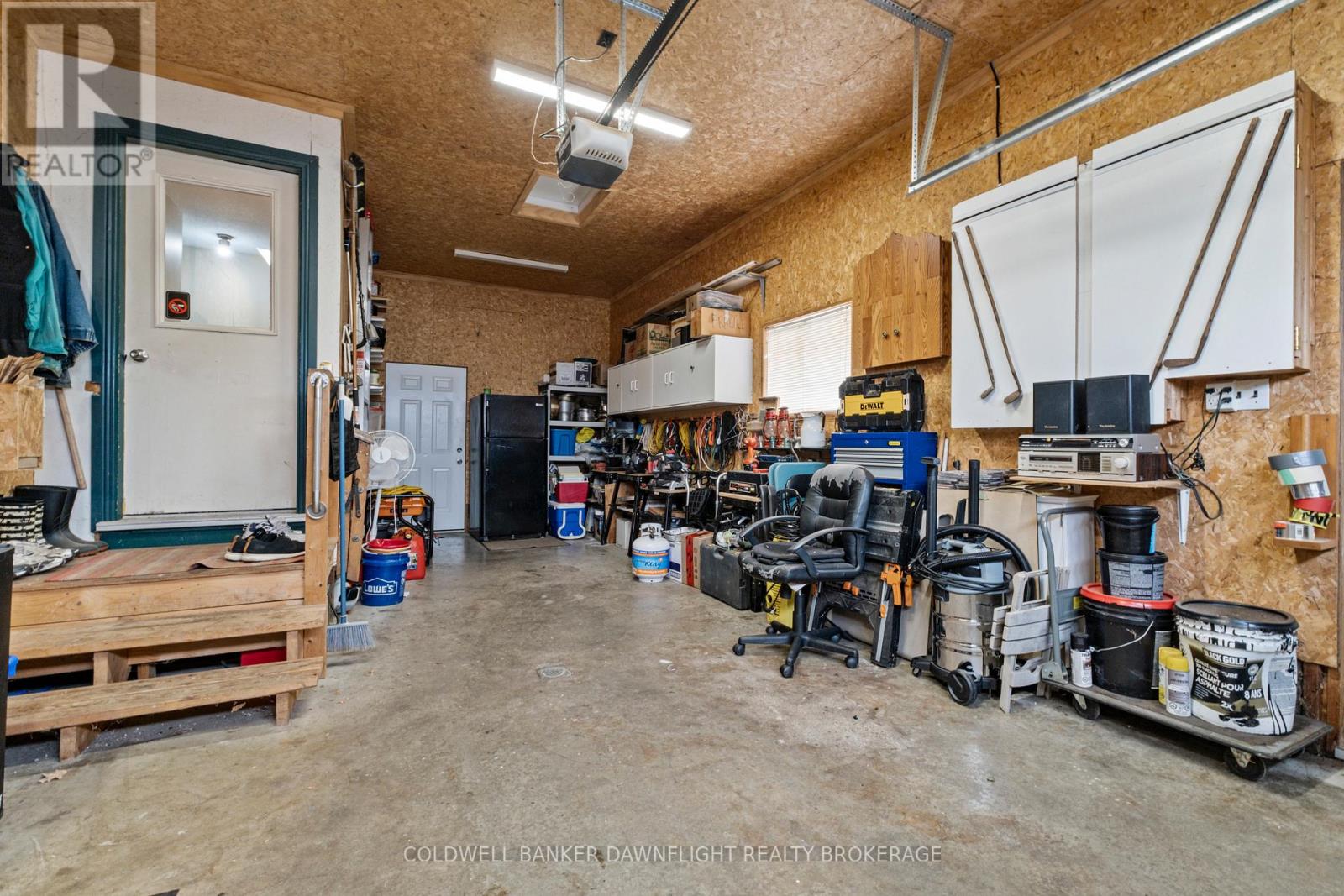 33960 Queen Street, Bluewater, Ontario  N0M 2T0 - Photo 36 - X12973092